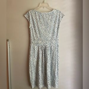 Boden dress with pockets.